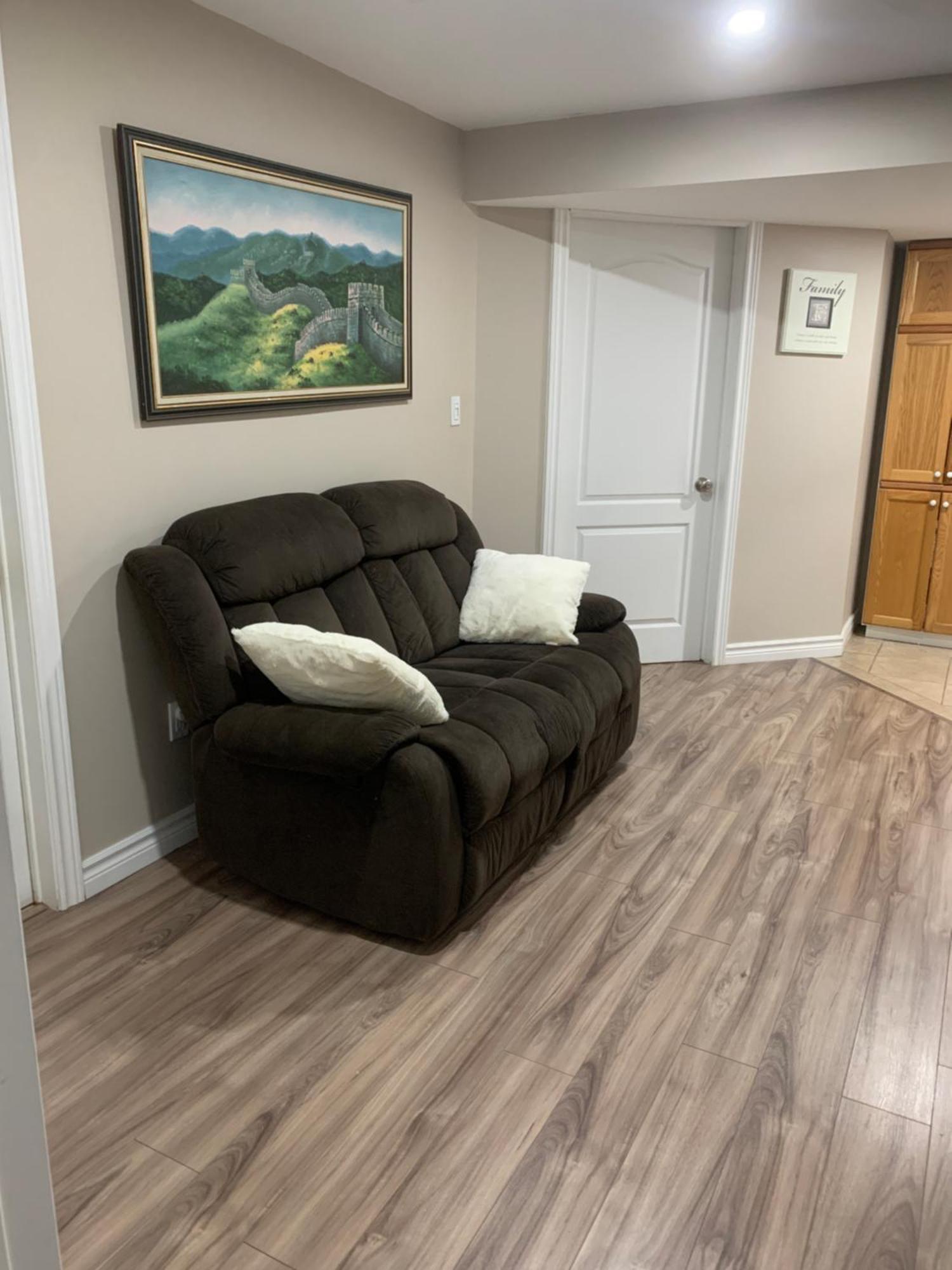 1 Room In A Cozy And Beautiful Basement Guelph Ngoại thất bức ảnh