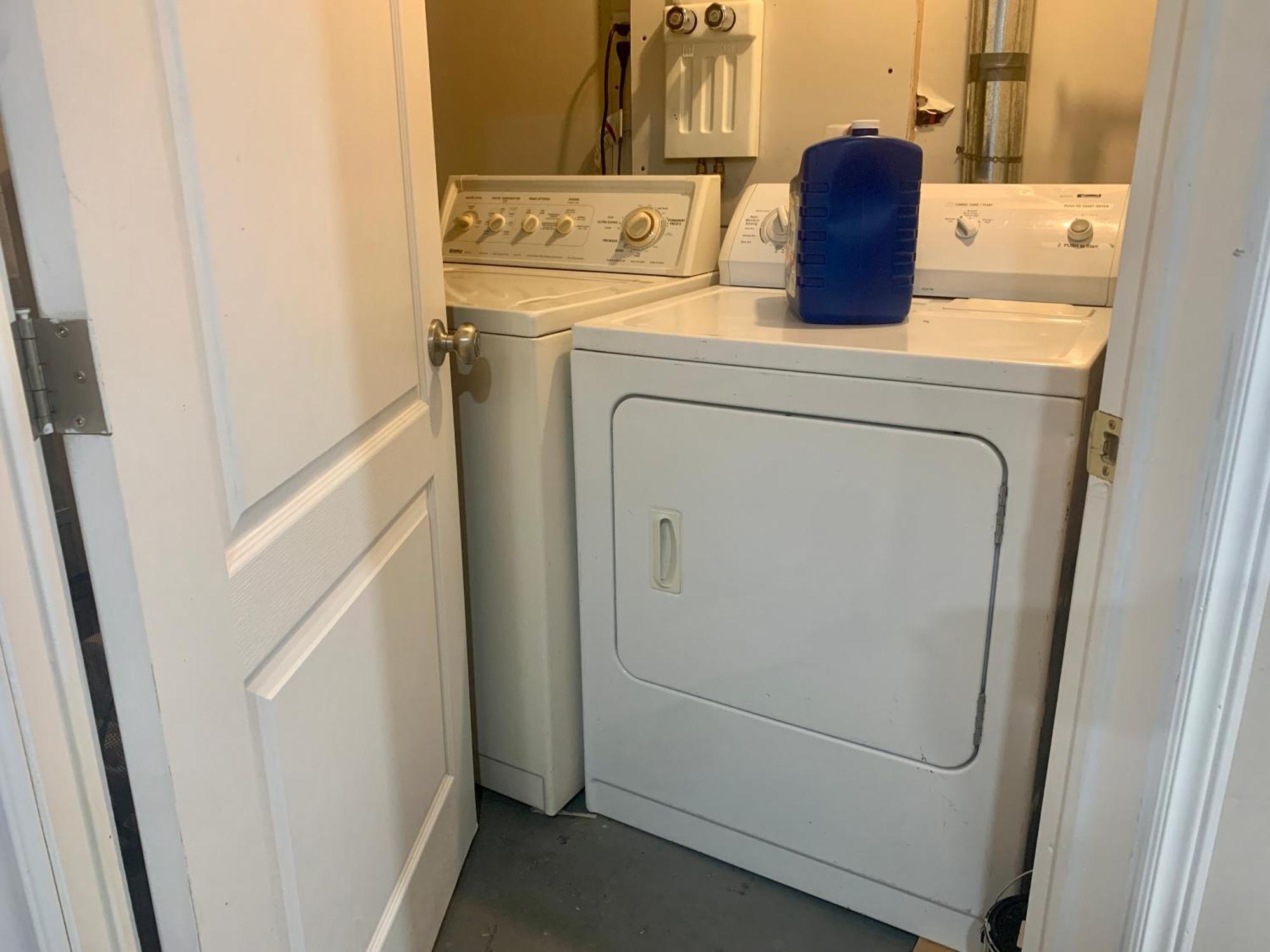 1 Room In A Cozy And Beautiful Basement Guelph Ngoại thất bức ảnh